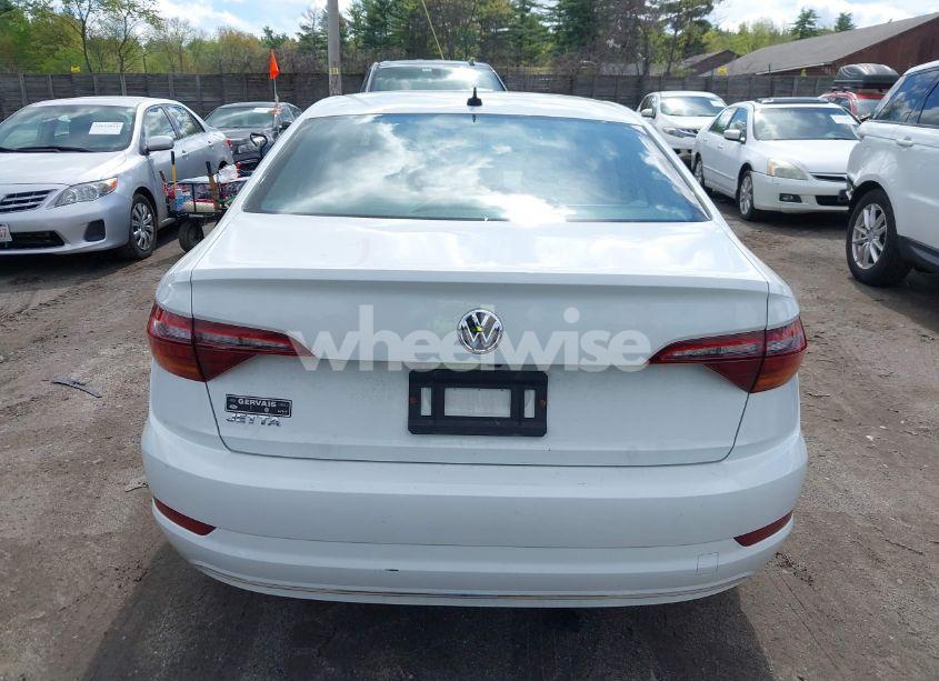 Photo 16 of 2019 Volkswagen Jetta 1.4T R-LINE/1.4T S/1.4T SE (VIN 3VWC57BU1KM229985)