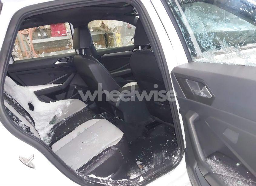 Photo 8 of 2019 Volkswagen Jetta (VIN 3VWC57BU1KM239724)