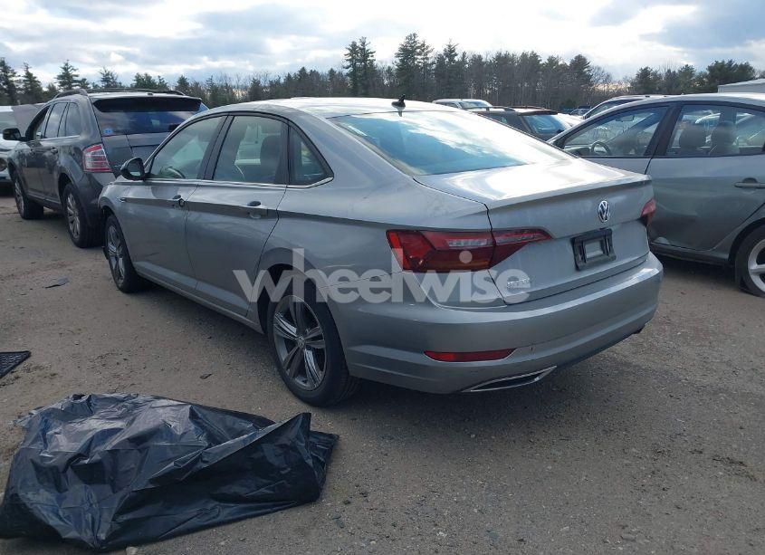 Photo 3 of 2019 Volkswagen Jetta 1.4T R-LINE/1.4T S/1.4T SE (VIN 3VWC57BU1KM255079)