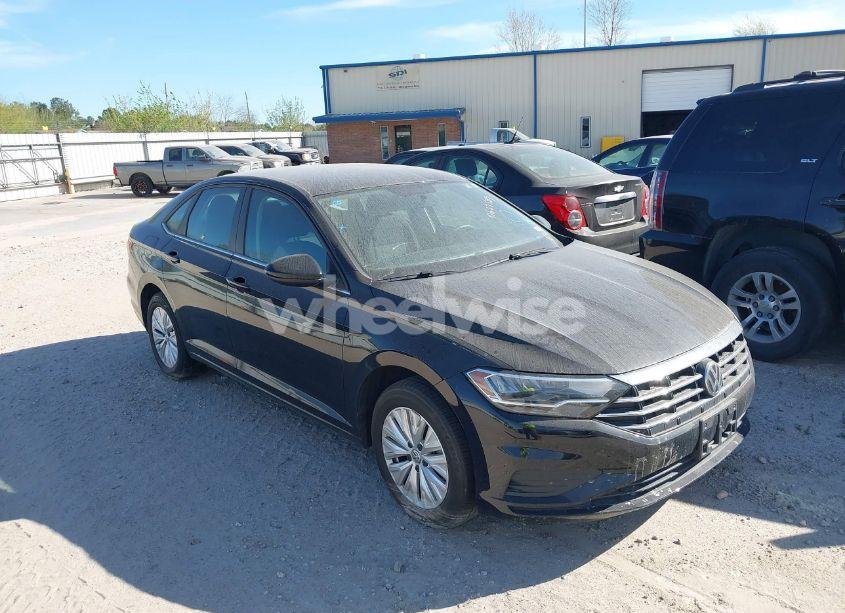 2019 Volkswagen Jetta 1.4T R-LINE/1.4T S/1.4T SE (VIN 3VWC57BU1KM269838) main photo