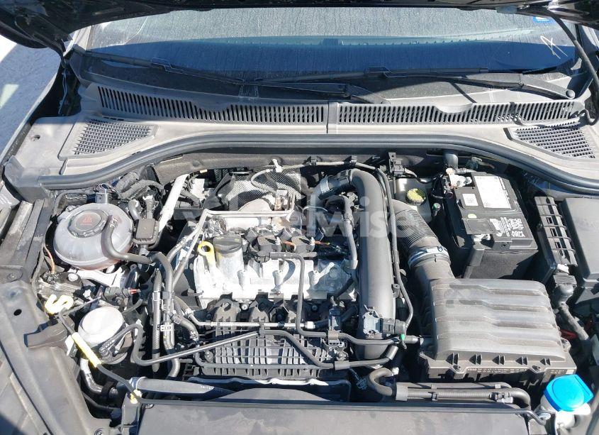 Photo 10 of 2019 Volkswagen Jetta 1.4T R-LINE/1.4T S/1.4T SE (VIN 3VWC57BU1KM269838)