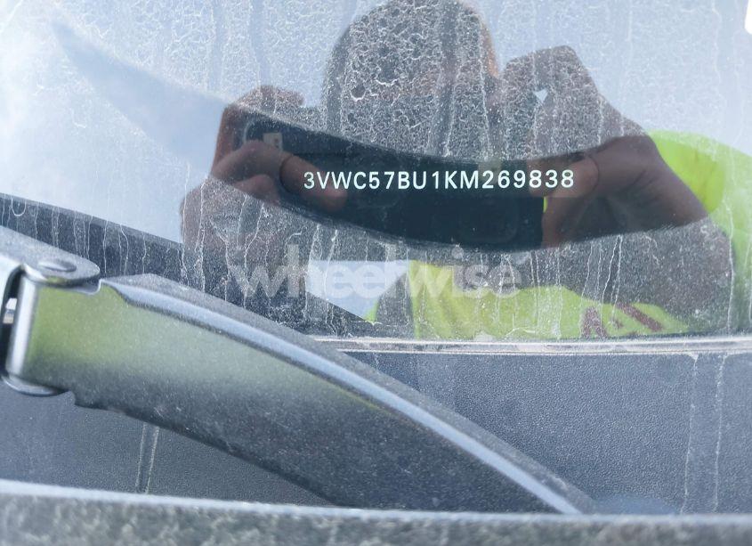 Photo 9 of 2019 Volkswagen Jetta 1.4T R-LINE/1.4T S/1.4T SE (VIN 3VWC57BU1KM269838)