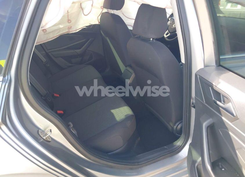 Photo 8 of 2020 Volkswagen Jetta 1.4T R-LINE/1.4T S/1.4T SE (VIN 3VWC57BU1LM086358)