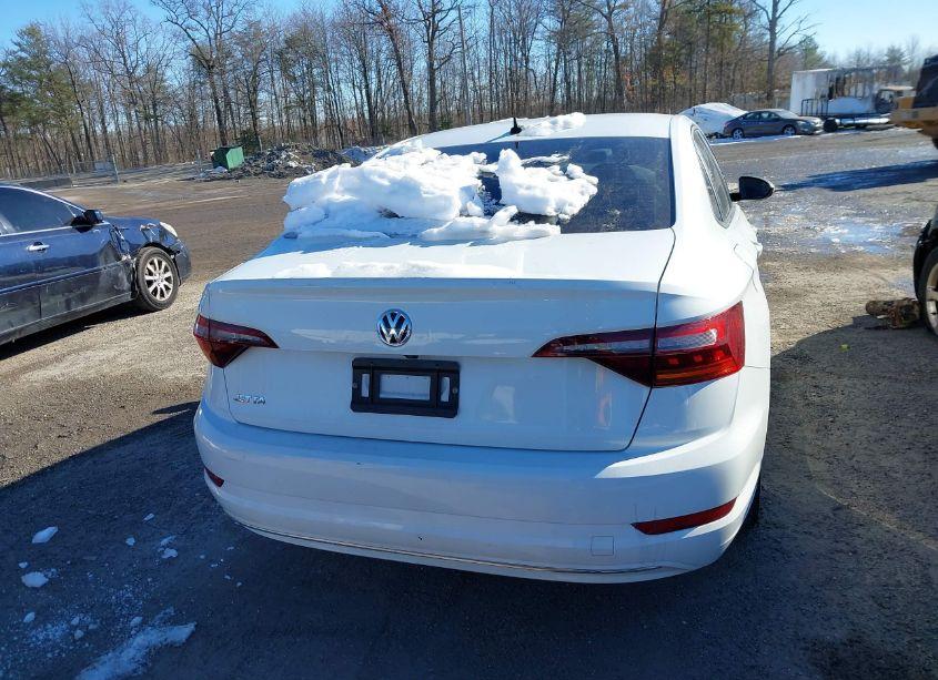 Photo 15 of 2019 Volkswagen Jetta 1.4T R-LINE/1.4T S/1.4T SE (VIN 3VWC57BU2KM024028)