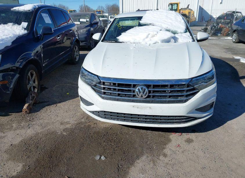 Photo 6 of 2019 Volkswagen Jetta 1.4T R-LINE/1.4T S/1.4T SE (VIN 3VWC57BU2KM024028)