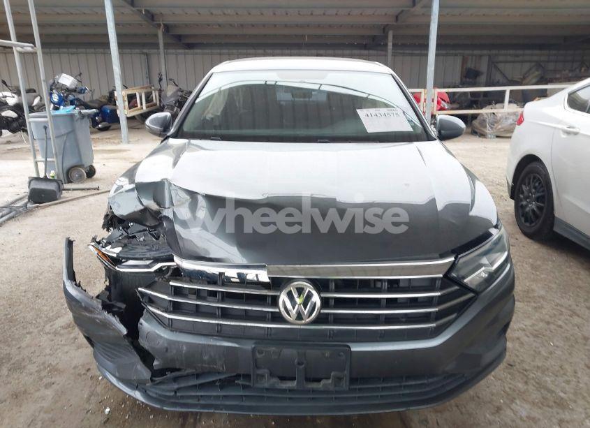 Photo 11 of 2019 Volkswagen Jetta 1.4T R-LINE/1.4T S/1.4T SE (VIN 3VWC57BU2KM032436)