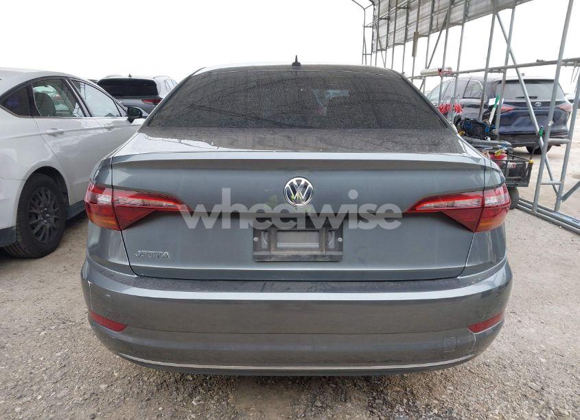 Photo 15 of 2019 Volkswagen Jetta 1.4T R-LINE/1.4T S/1.4T SE (VIN 3VWC57BU2KM032436)