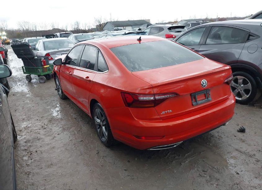 Photo 3 of 2019 Volkswagen Jetta (VIN 3VWC57BU2KM091132)