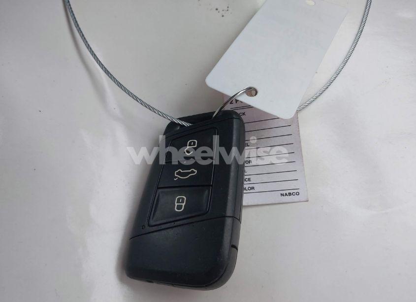 Photo 11 of 2019 Volkswagen Jetta 1.4T R-LINE/1.4T S/1.4T SE (VIN 3VWC57BU2KM104431)