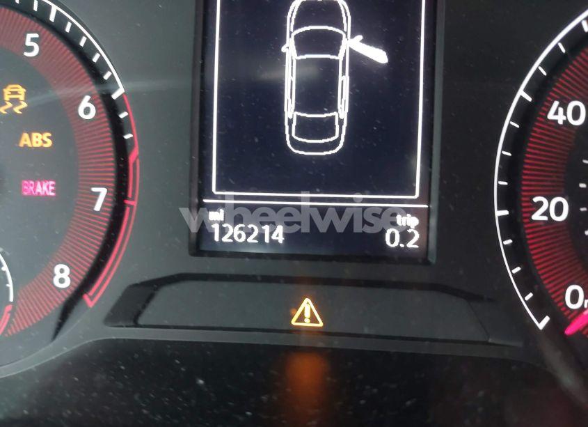 Photo 16 of 2019 Volkswagen Jetta 1.4T R-LINE/1.4T S/1.4T SE (VIN 3VWC57BU2KM104431)