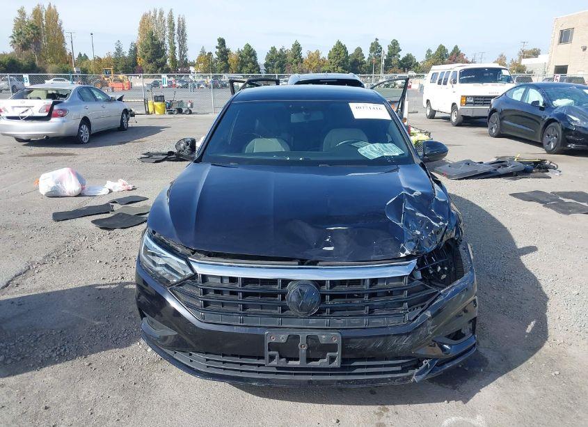 Photo 12 of 2019 Volkswagen Jetta 1.4T R-LINE/1.4T S/1.4T SE (VIN 3VWC57BU2KM105272)