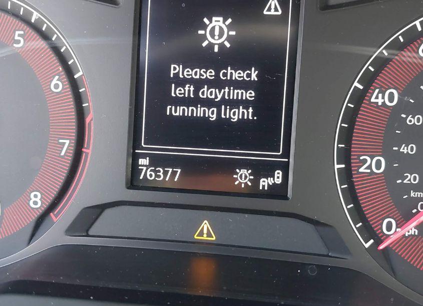 Photo 15 of 2019 Volkswagen Jetta 1.4T R-LINE/1.4T S/1.4T SE (VIN 3VWC57BU2KM105272)