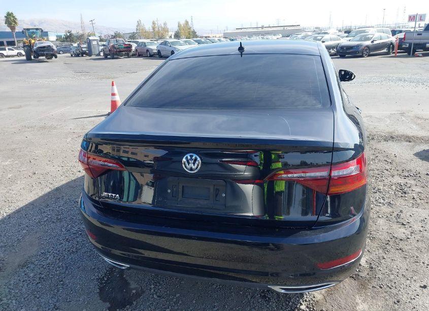 Photo 16 of 2019 Volkswagen Jetta 1.4T R-LINE/1.4T S/1.4T SE (VIN 3VWC57BU2KM105272)