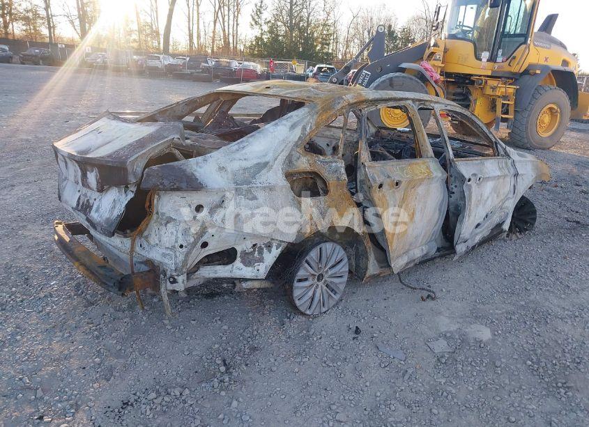 Photo 4 of 2019 Volkswagen Jetta 1.4T R-LINE/1.4T S/1.4T SE (VIN 3VWC57BU2KM114750)