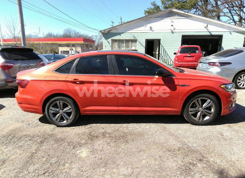 Photo 13 of 2019 Volkswagen Jetta 1.4T R-LINE/1.4T S/1.4T SE (VIN 3VWC57BU2KM160126)