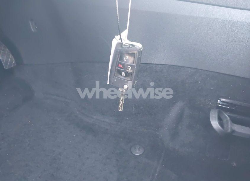 Photo 11 of 2019 Volkswagen Jetta 1.4T R-LINE/1.4T S/1.4T SE (VIN 3VWC57BU2KM199752)