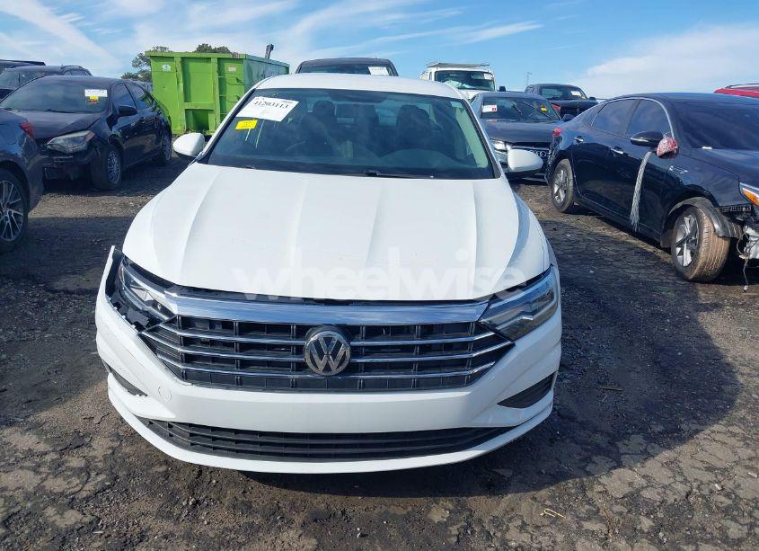 Photo 12 of 2019 Volkswagen Jetta 1.4T R-LINE/1.4T S/1.4T SE (VIN 3VWC57BU2KM199752)