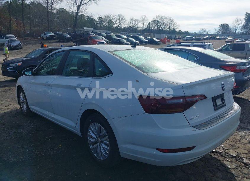 Photo 14 of 2019 Volkswagen Jetta 1.4T R-LINE/1.4T S/1.4T SE (VIN 3VWC57BU2KM199752)