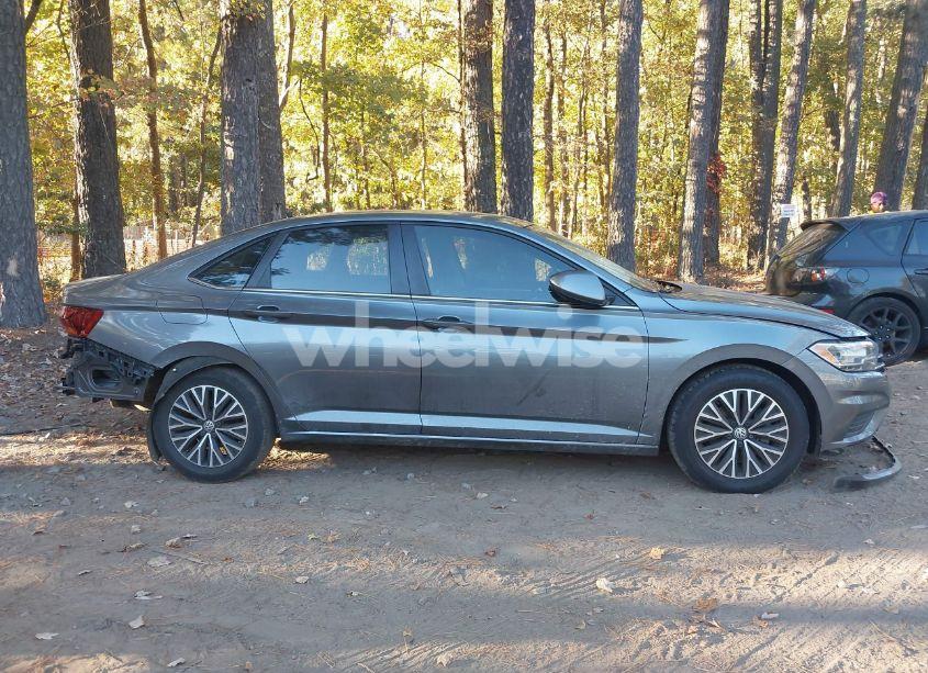 Photo 14 of 2019 Volkswagen Jetta 1.4T R-LINE/1.4T S/1.4T SE (VIN 3VWC57BU2KM203704)