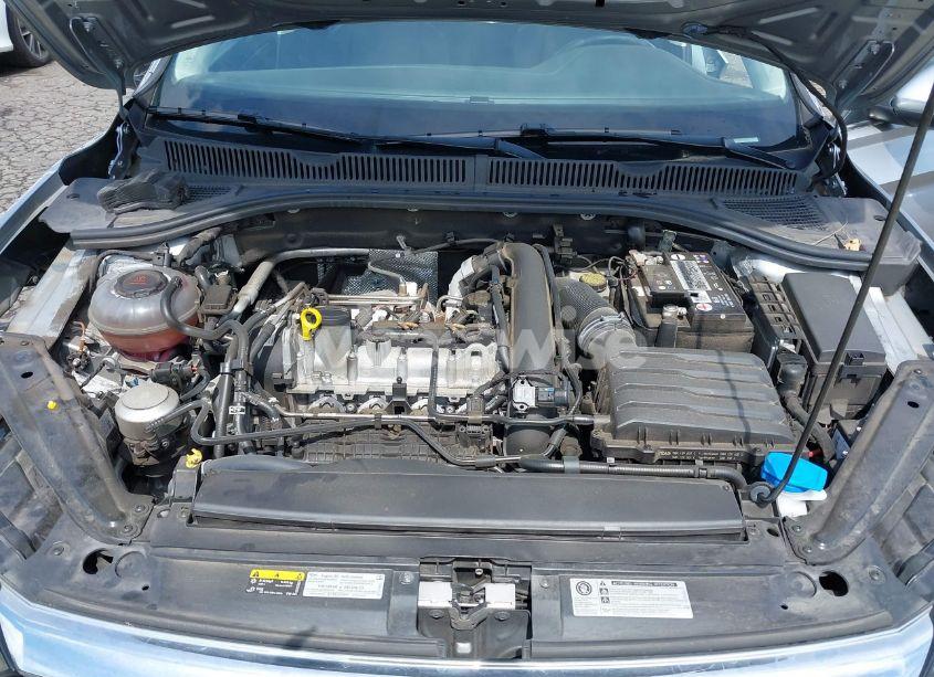 Photo 10 of 2019 Volkswagen Jetta 1.4T R-LINE/1.4T S/1.4T SE (VIN 3VWC57BU2KM215738)