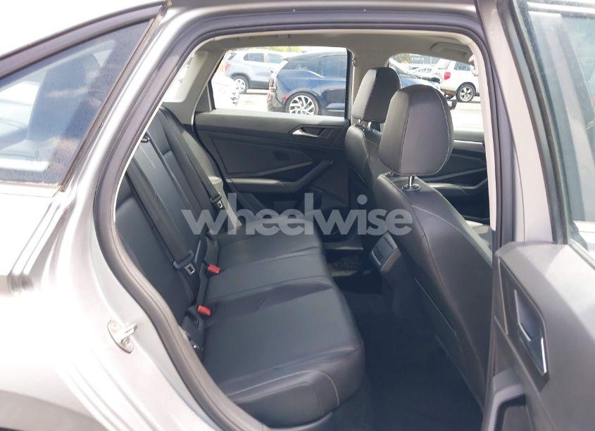 Photo 8 of 2019 Volkswagen Jetta 1.4T R-LINE/1.4T S/1.4T SE (VIN 3VWC57BU2KM215738)