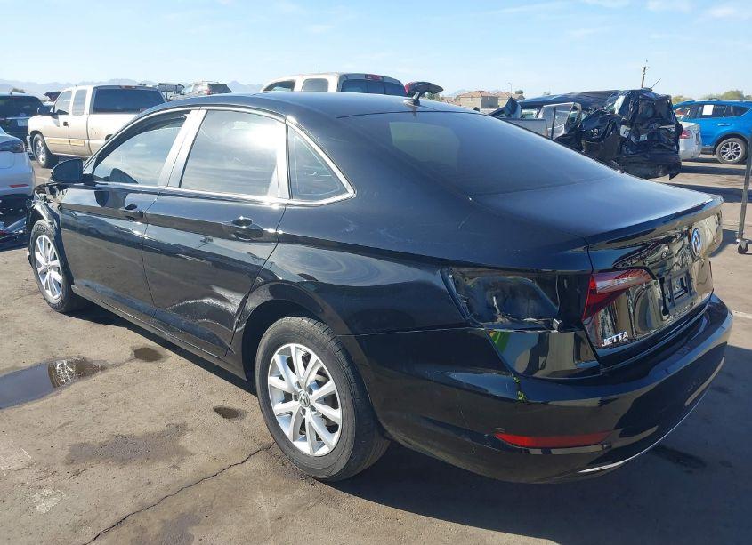 Photo 3 of 2019 Volkswagen Jetta 1.4T R-LINE/1.4T S/1.4T SE (VIN 3VWC57BU2KM261361)