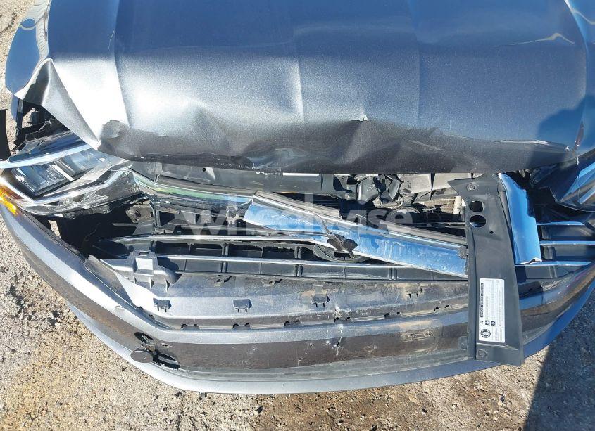 Photo 6 of 2019 Volkswagen Jetta 1.4T R-LINE/1.4T S/1.4T SE (VIN 3VWC57BU2KM270352)