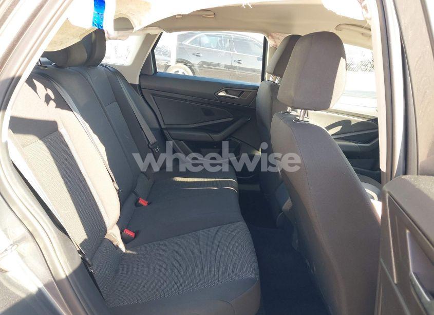 Photo 8 of 2019 Volkswagen Jetta 1.4T R-LINE/1.4T S/1.4T SE (VIN 3VWC57BU2KM270352)