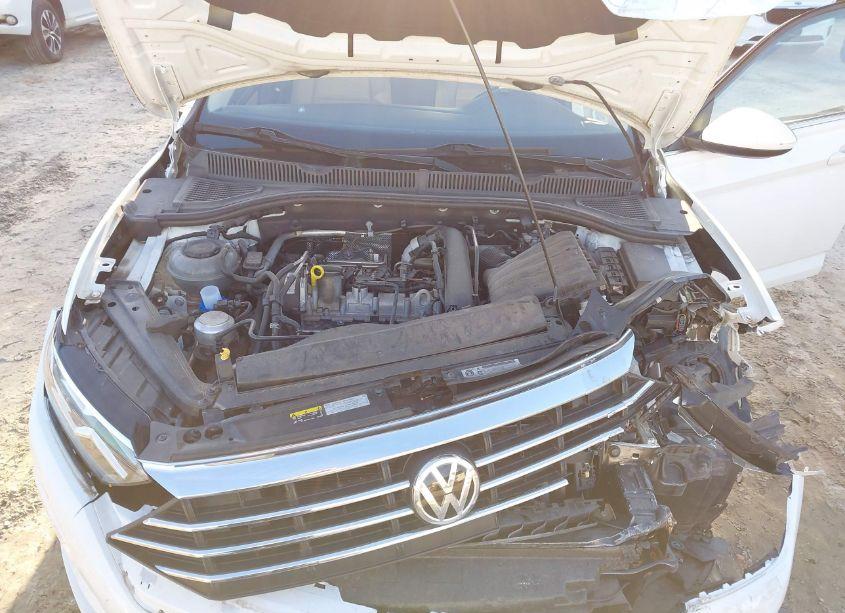 Photo 10 of 2019 Volkswagen Jetta 1.4T R-LINE/1.4T S/1.4T SE (VIN 3VWC57BU2KM274613)