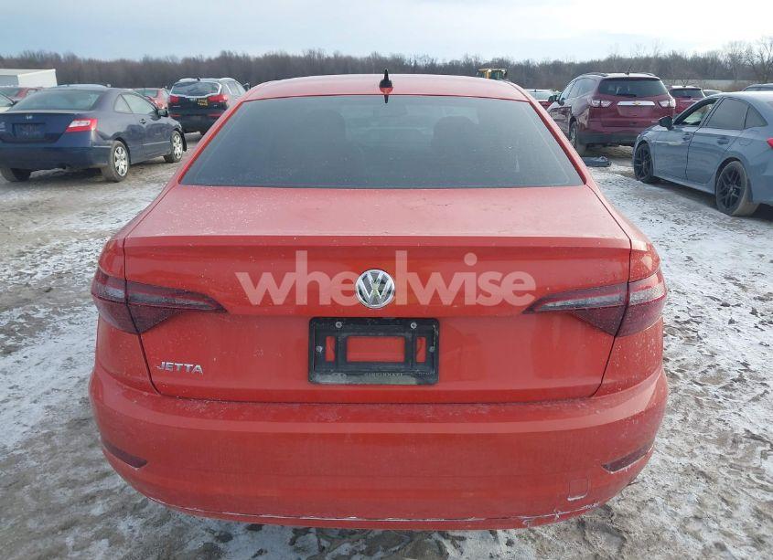 Photo 16 of 2020 Volkswagen Jetta 1.4T R-LINE/1.4T S/1.4T SE (VIN 3VWC57BU2LM104141)