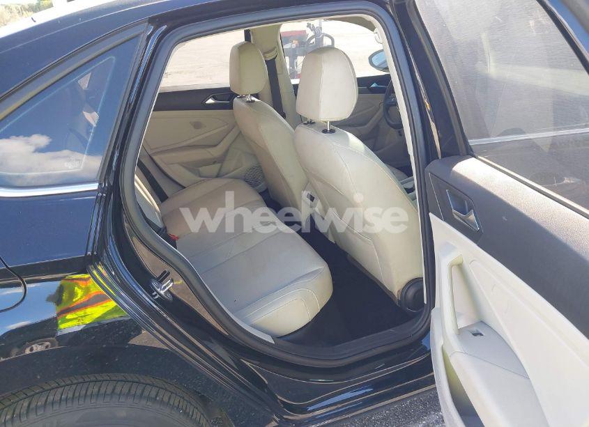 Photo 8 of 2020 Volkswagen Jetta (VIN 3VWC57BU2LM105029)