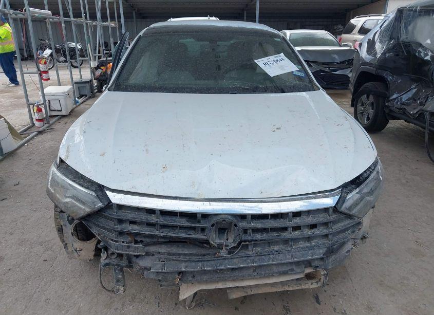 Photo 11 of 2021 Volkswagen Jetta 1.4T R-LINE/1.4T S/1.4T SE (VIN 3VWC57BU2MM000427)