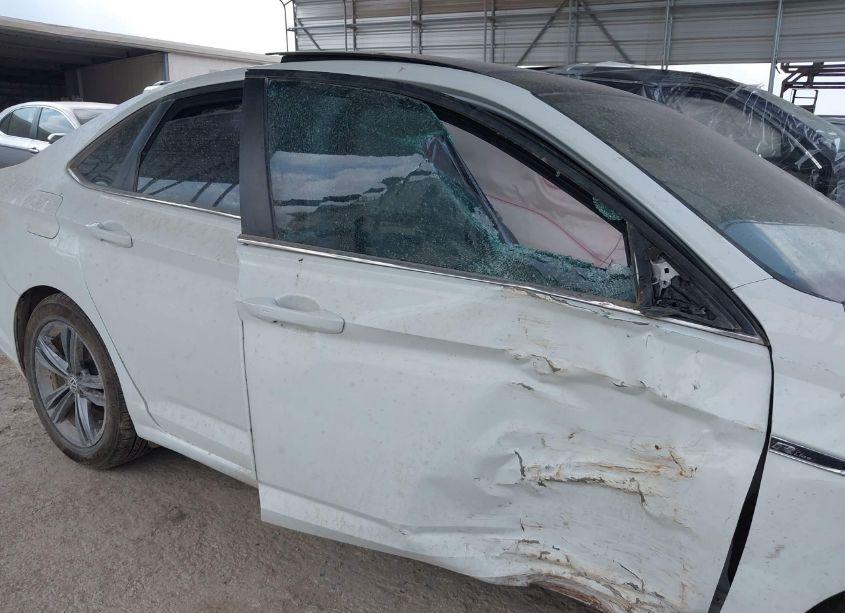 Photo 12 of 2021 Volkswagen Jetta 1.4T R-LINE/1.4T S/1.4T SE (VIN 3VWC57BU2MM000427)