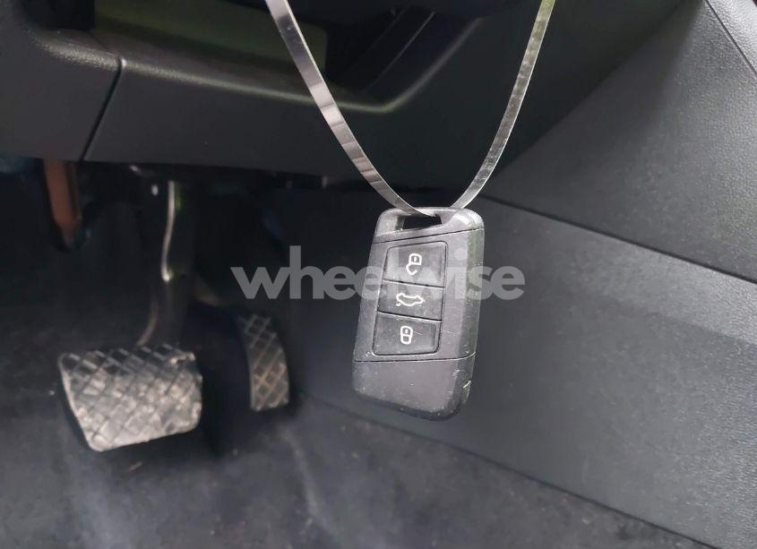 Photo 11 of 2021 Volkswagen Jetta 1.4T R-LINE/1.4T S/1.4T SE (VIN 3VWC57BU2MM045688)