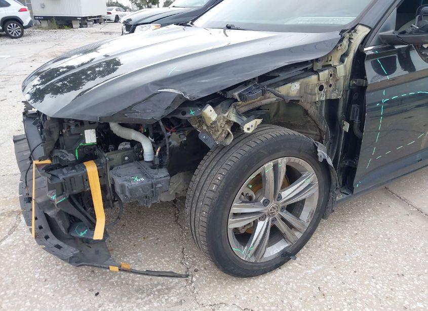 Photo 6 of 2021 Volkswagen Jetta 1.4T R-LINE/1.4T S/1.4T SE (VIN 3VWC57BU2MM048252)