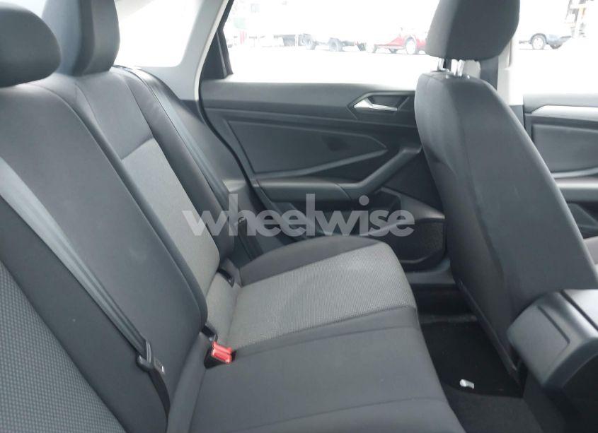 Photo 8 of 2021 Volkswagen Jetta 1.4T R-LINE/1.4T S/1.4T SE (VIN 3VWC57BU2MM080151)