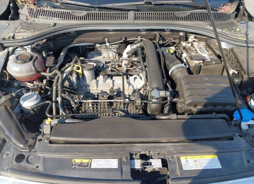 Photo 10 of 2021 Volkswagen Jetta 1.4T R-LINE/1.4T S/1.4T SE (VIN 3VWC57BU2MM099198)