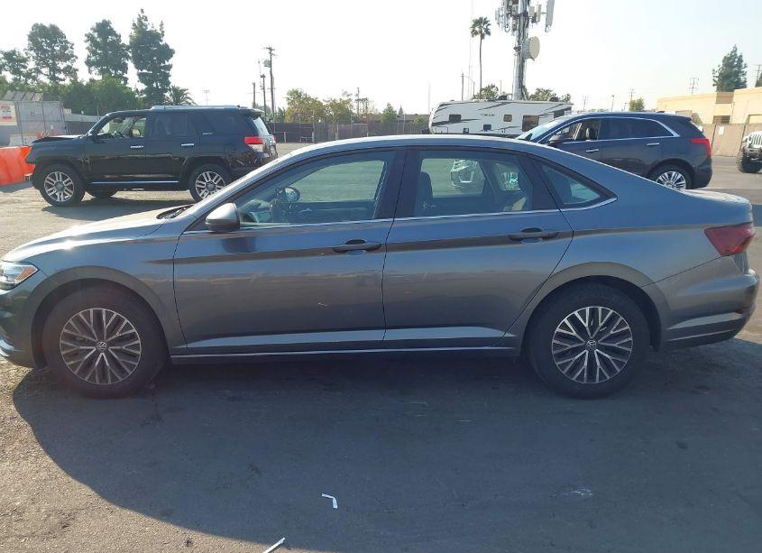 Photo 14 of 2021 Volkswagen Jetta 1.4T R-LINE/1.4T S/1.4T SE (VIN 3VWC57BU2MM099198)