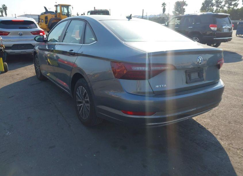 Photo 3 of 2021 Volkswagen Jetta 1.4T R-LINE/1.4T S/1.4T SE (VIN 3VWC57BU2MM099198)