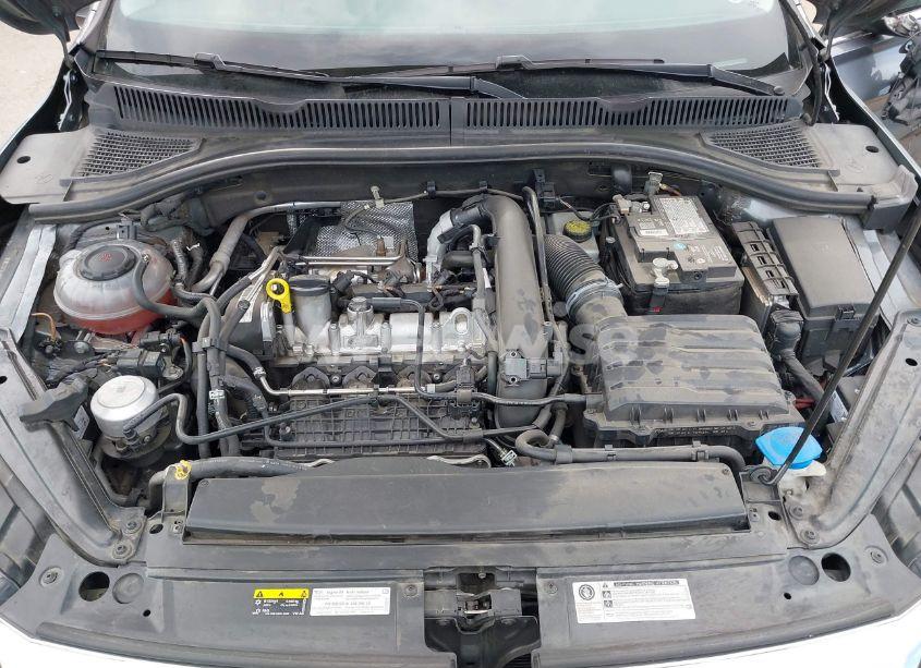 Photo 10 of 2019 Volkswagen Jetta 1.4T R-LINE/1.4T S/1.4T SE (VIN 3VWC57BU3KM018416)