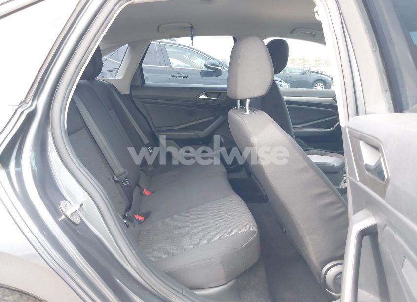 Photo 8 of 2019 Volkswagen Jetta 1.4T R-LINE/1.4T S/1.4T SE (VIN 3VWC57BU3KM018416)