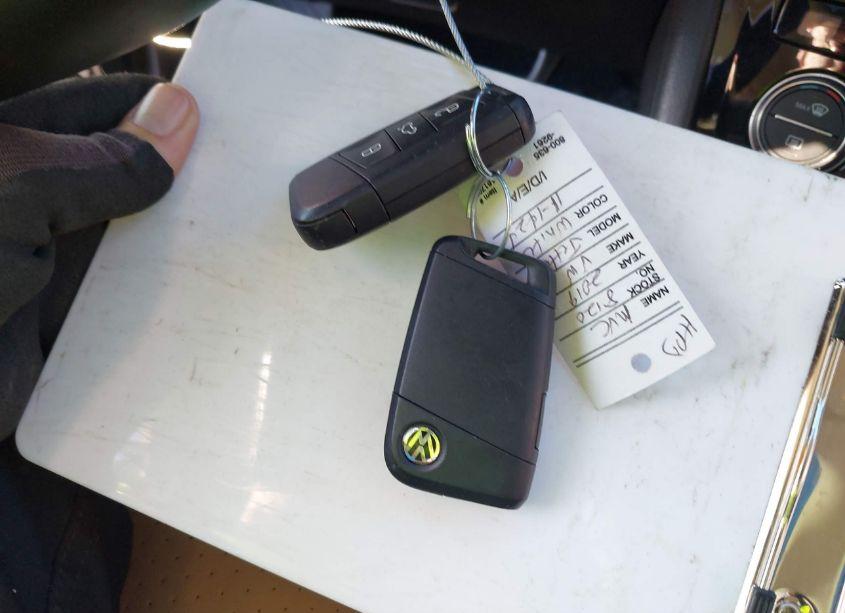 Photo 11 of 2019 Volkswagen Jetta 1.4T R-LINE/1.4T S/1.4T SE (VIN 3VWC57BU3KM026807)