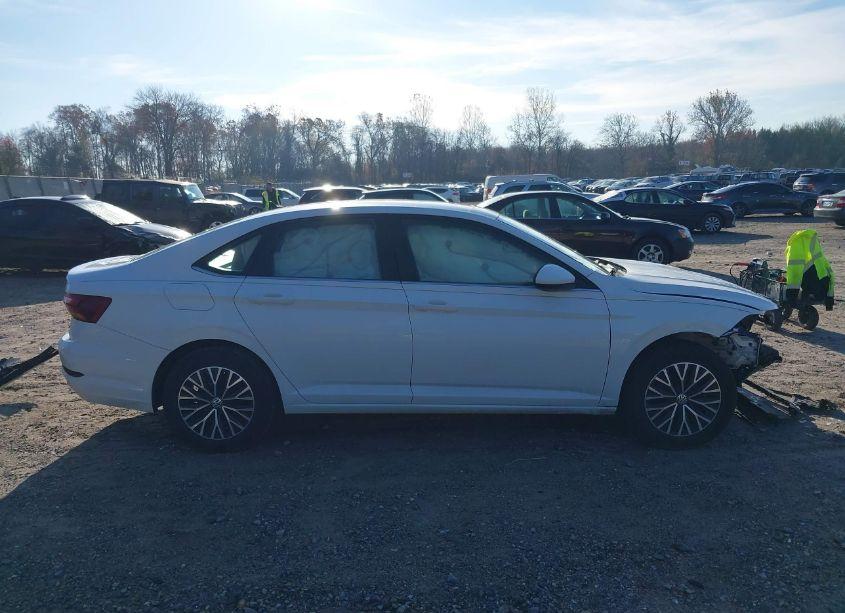 Photo 13 of 2019 Volkswagen Jetta 1.4T R-LINE/1.4T S/1.4T SE (VIN 3VWC57BU3KM026807)