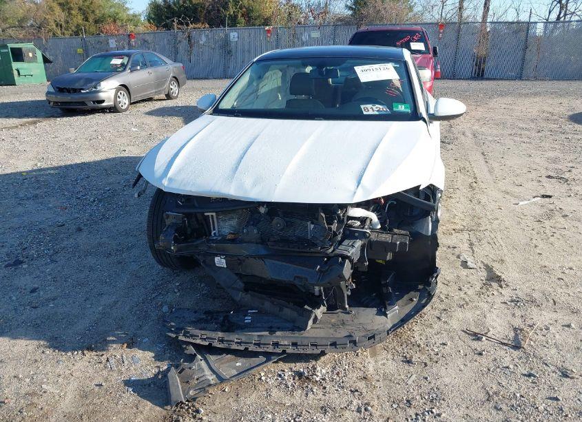 Photo 6 of 2019 Volkswagen Jetta 1.4T R-LINE/1.4T S/1.4T SE (VIN 3VWC57BU3KM026807)