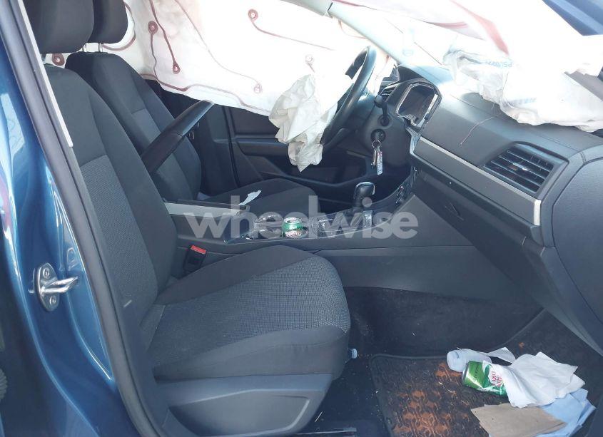 Photo 5 of 2019 Volkswagen Jetta 1.4T R-LINE/1.4T S/1.4T SE (VIN 3VWC57BU3KM056079)