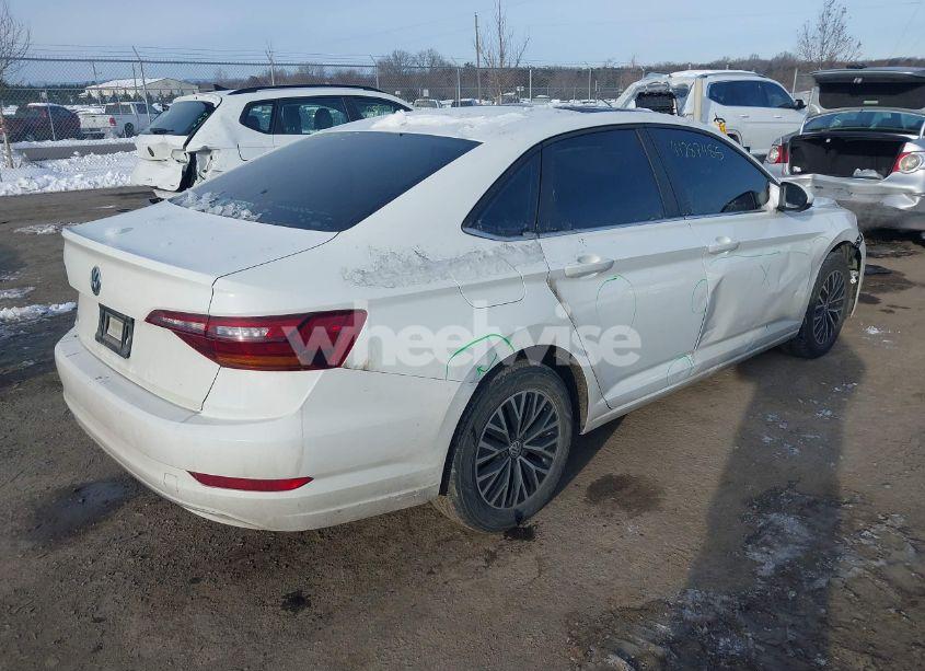 Photo 4 of 2019 Volkswagen Jetta 1.4T R-LINE/1.4T S/1.4T SE (VIN 3VWC57BU3KM072492)