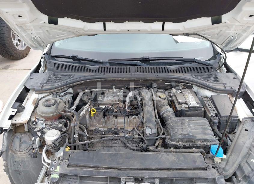 Photo 10 of 2019 Volkswagen Jetta 1.4T R-LINE/1.4T S/1.4T SE (VIN 3VWC57BU3KM079782)