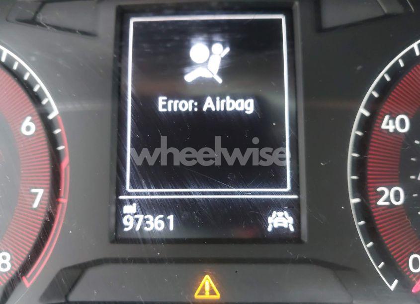 Photo 16 of 2019 Volkswagen Jetta 1.4T R-LINE/1.4T S/1.4T SE (VIN 3VWC57BU3KM079782)