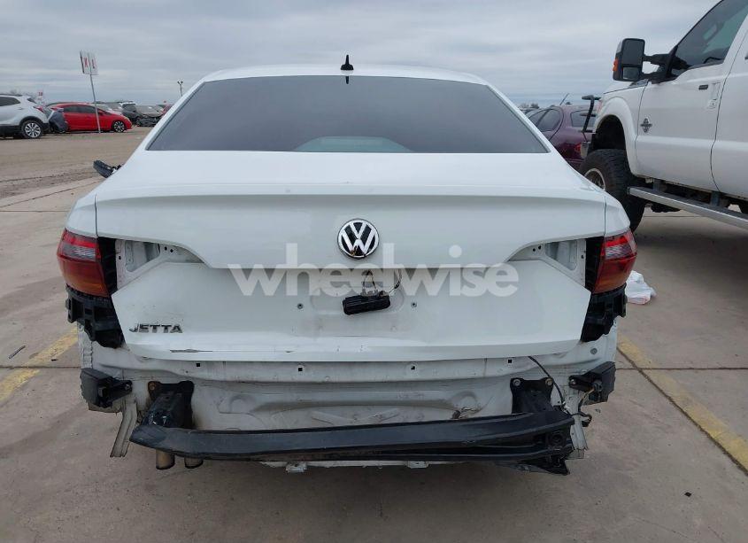 Photo 17 of 2019 Volkswagen Jetta 1.4T R-LINE/1.4T S/1.4T SE (VIN 3VWC57BU3KM079782)