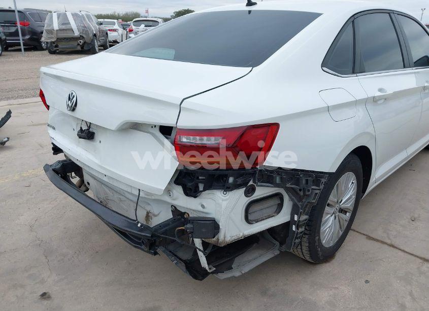 Photo 19 of 2019 Volkswagen Jetta 1.4T R-LINE/1.4T S/1.4T SE (VIN 3VWC57BU3KM079782)